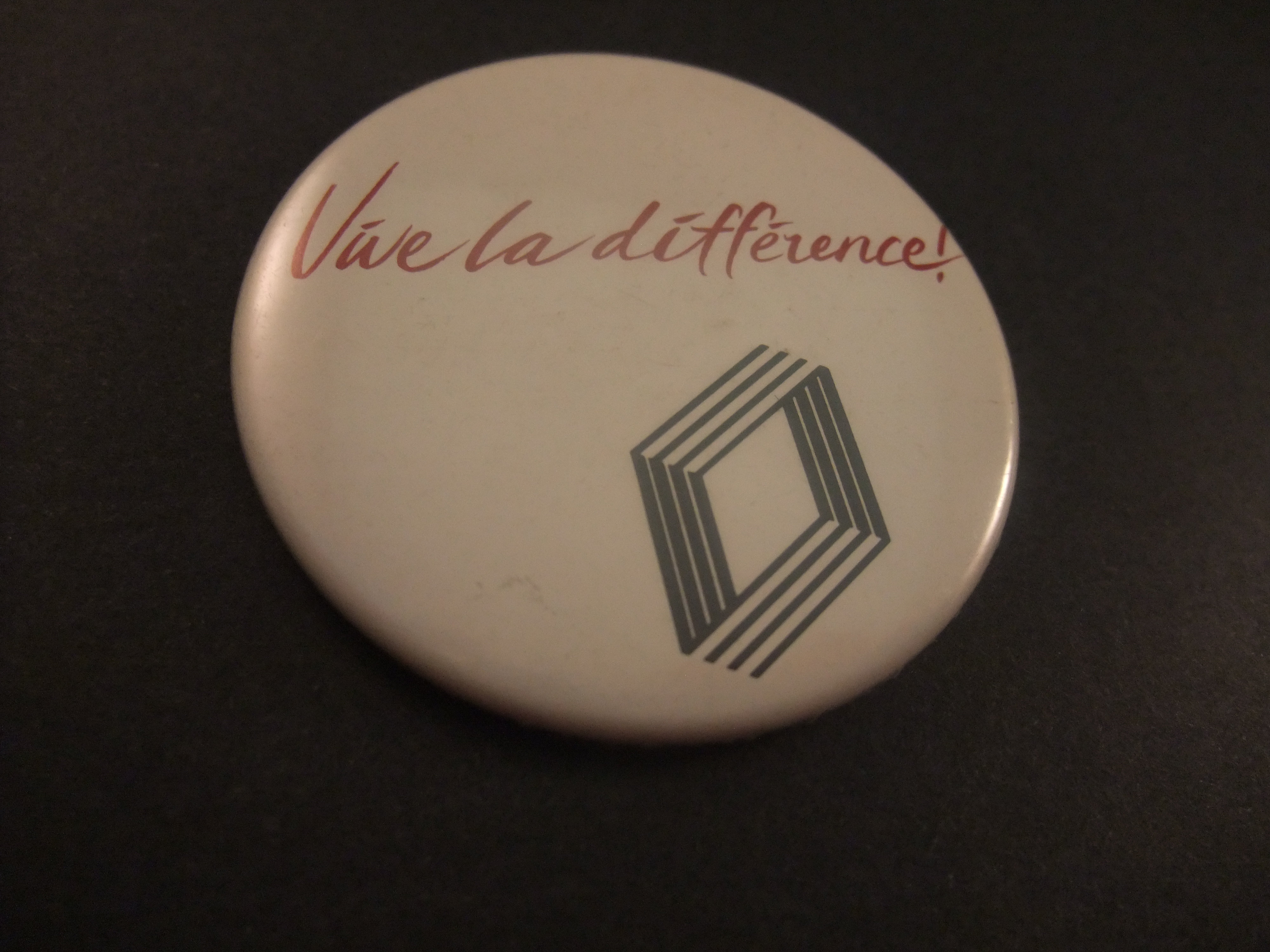 Renault vive la difference met logo